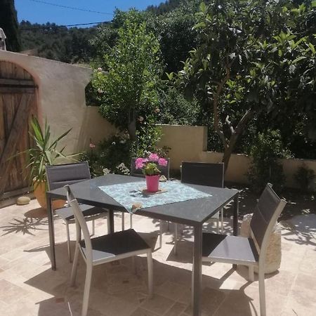 Maison Provencale - 2 Chambres - 2,5Km De La Plage Cassis Esterno foto