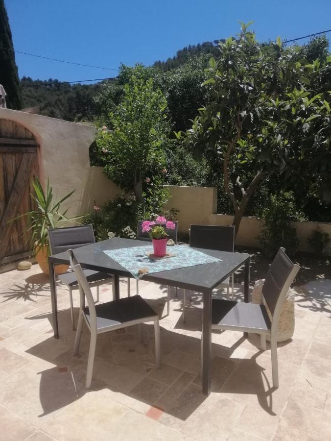 Maison Provencale - 2 Chambres - 2,5Km De La Plage Cassis Esterno foto